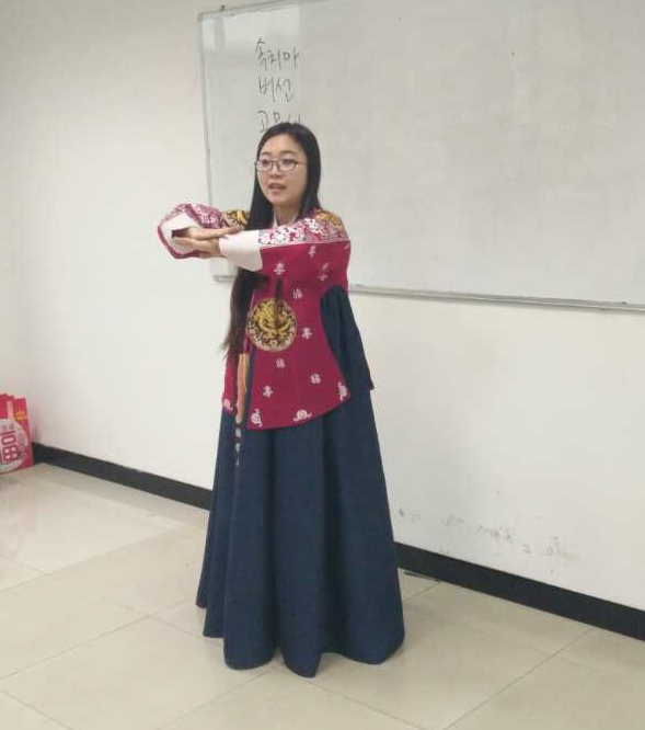 现代教育"韩服体验沙龙活动"精彩回顾(图1)