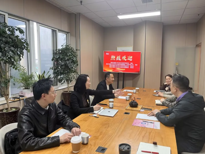 陕西现代教育与西安外国语大学签订大学生校外实习基地协议(图1)